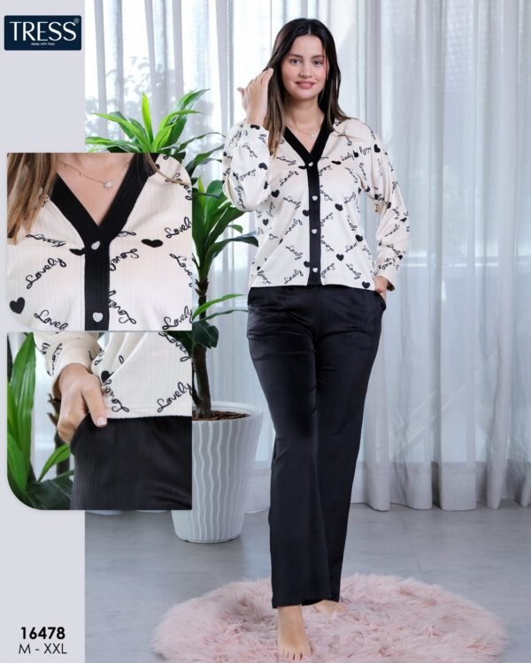 Tress Pyjama boutonné imprimé cœurs – Réf 16478 – Écru noir