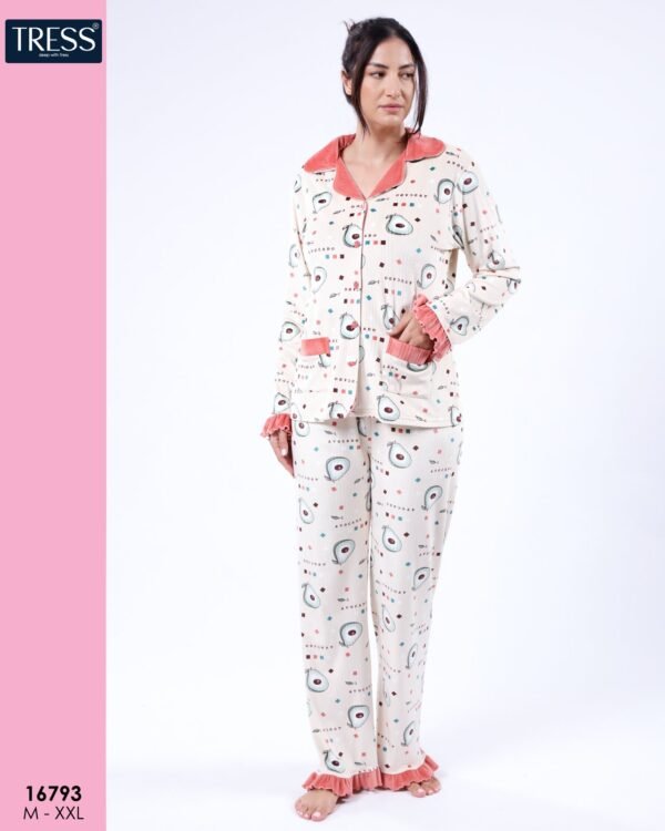 Tress Pyjama chemise imprimé avocat – Réf 16793 – Écru corail